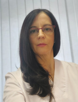 Dr. Gellérd Emese